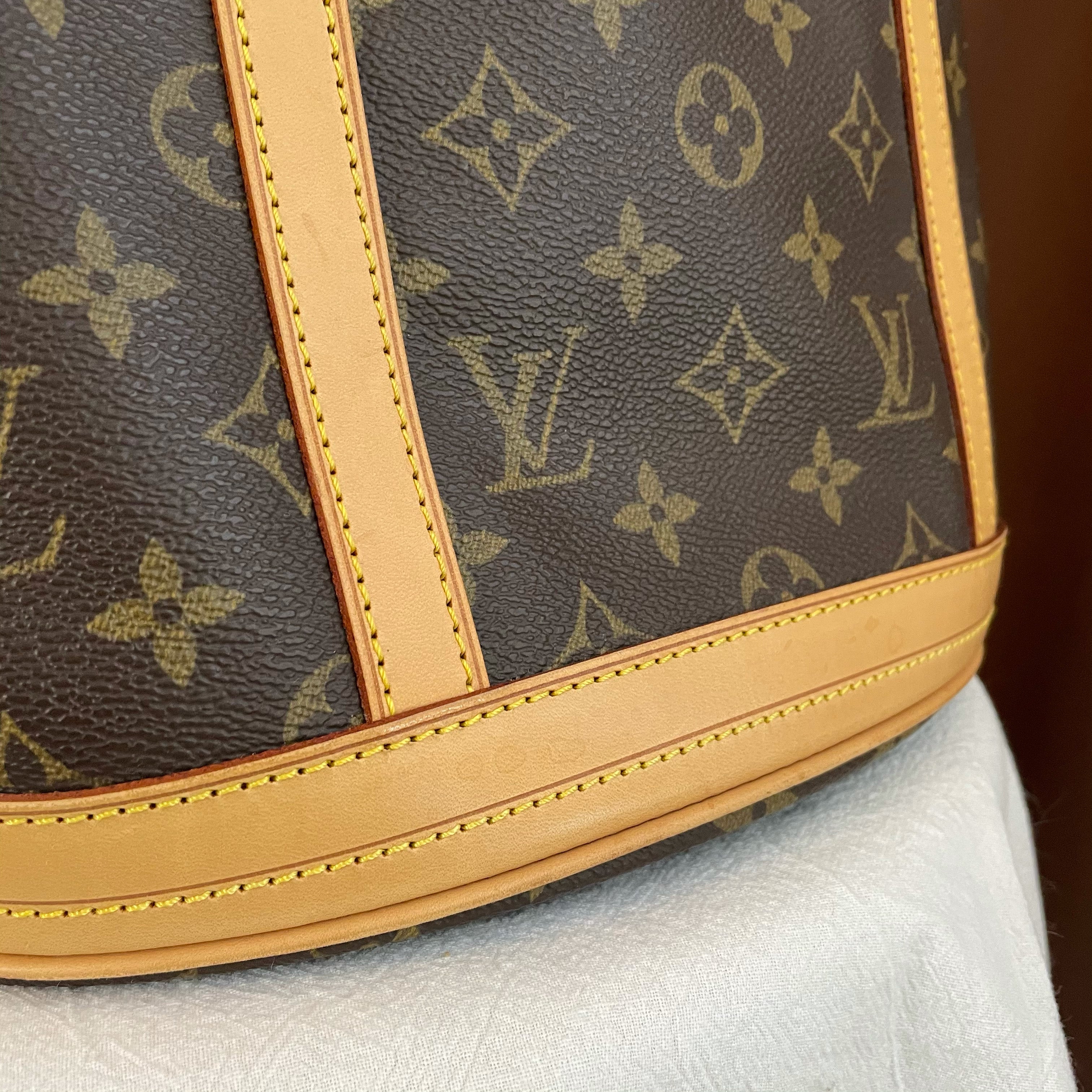 Louis Vuitton Bucket GM Shoulder Bag M42236 – Timeless Vintage Company